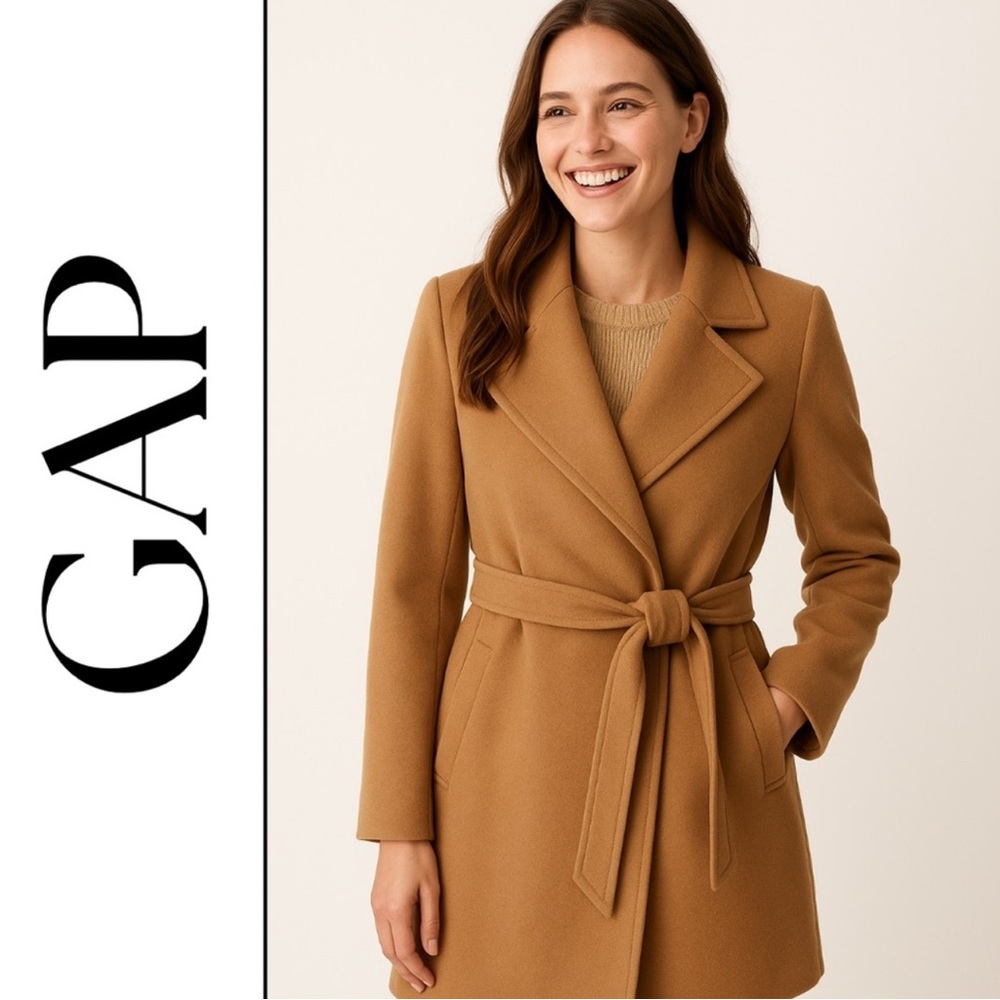 GAP Women's Camel Coat | Neutral Fall Winter Outerwear | Small